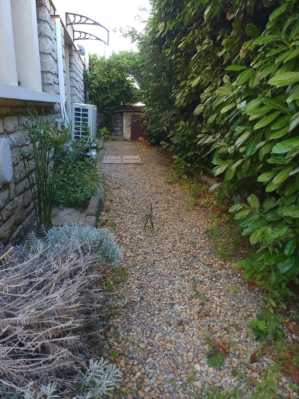 Appartement Paisible Pour 4 Personnes Μονπελιέ Εξωτερικό φωτογραφία